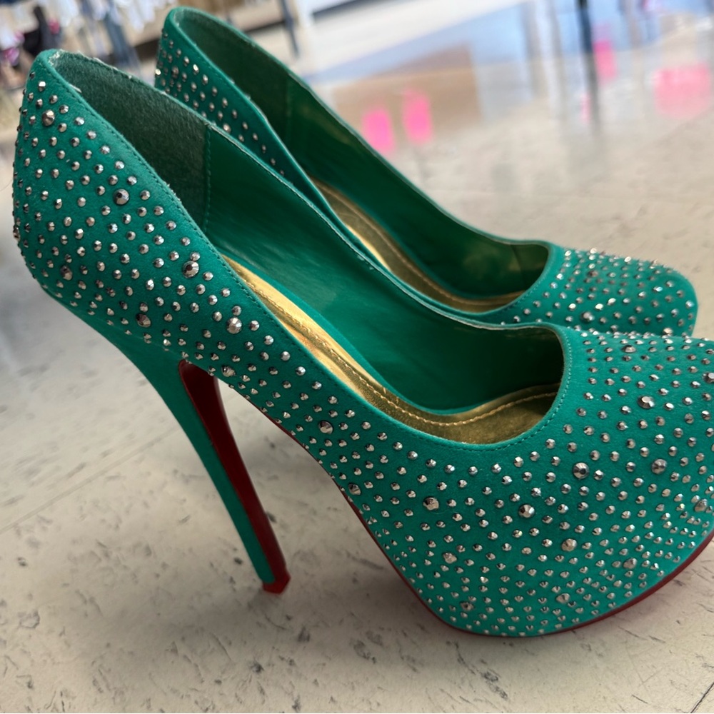 Emerald Green Rhinestone Platform Heels